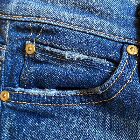 AUTHENTIC MOTHER JEANS THE SLIT RASCAL IN BLUE DENIM - Picture 10 of 16